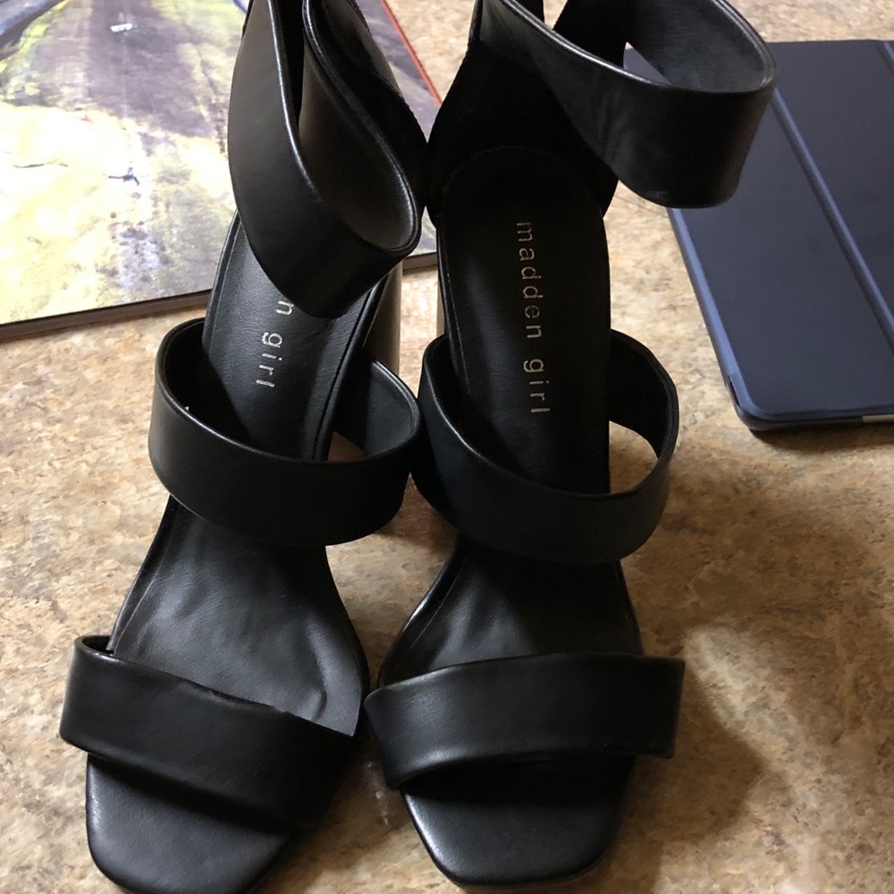 Madden Girl Black Triple-Strap Block Heel Sandals